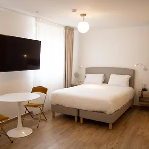 vizitați hotelul